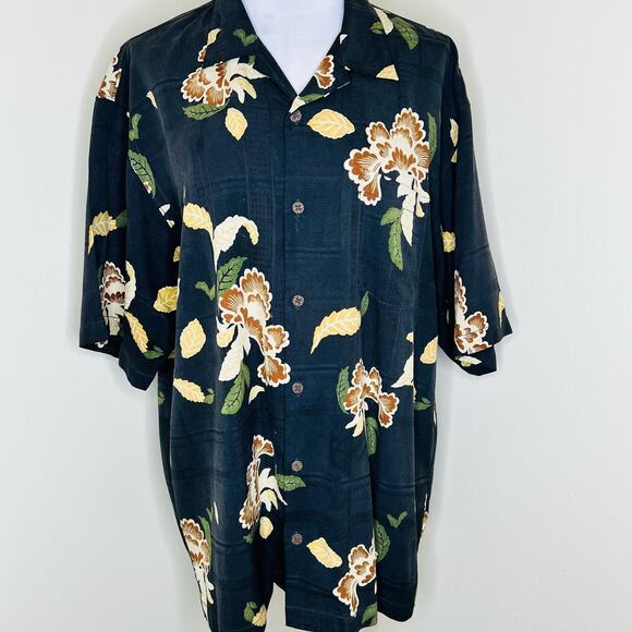 Tommy Bahama 100% Silk Button Up Shirt Large Mens Hawaiian Floral Tropical Black - Picture 1 of 7